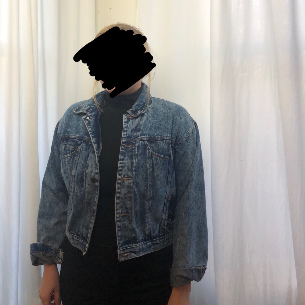 Acid wash vintage cropped jacket